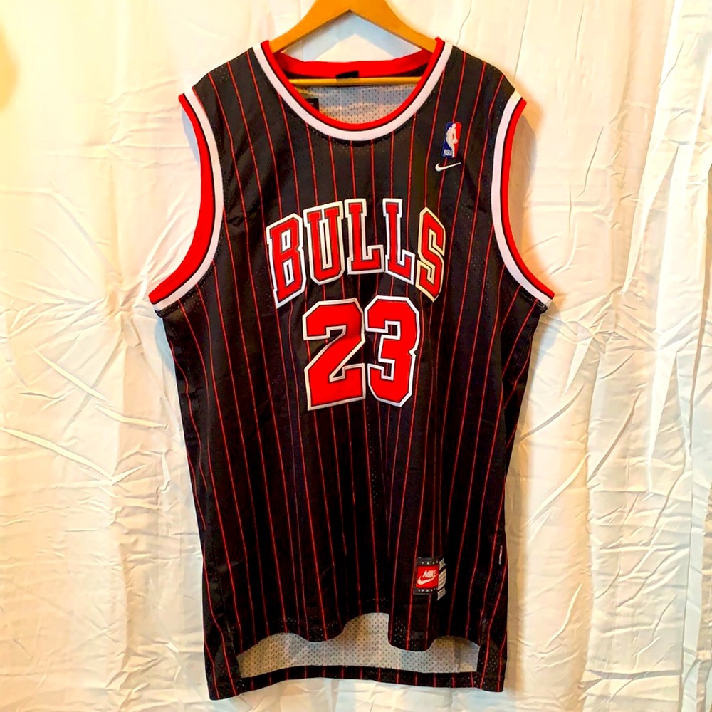 Michael Jordan #23 Chicago Bulls Nike NBA Jersey sz XXLT (fits like an XL)